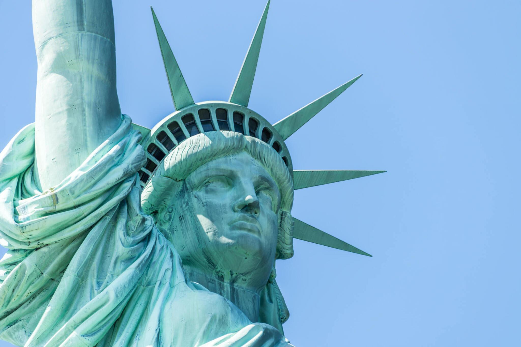 “Unveiling the Magnificence: Why the Statue of Liberty is a True Wonder of the World”